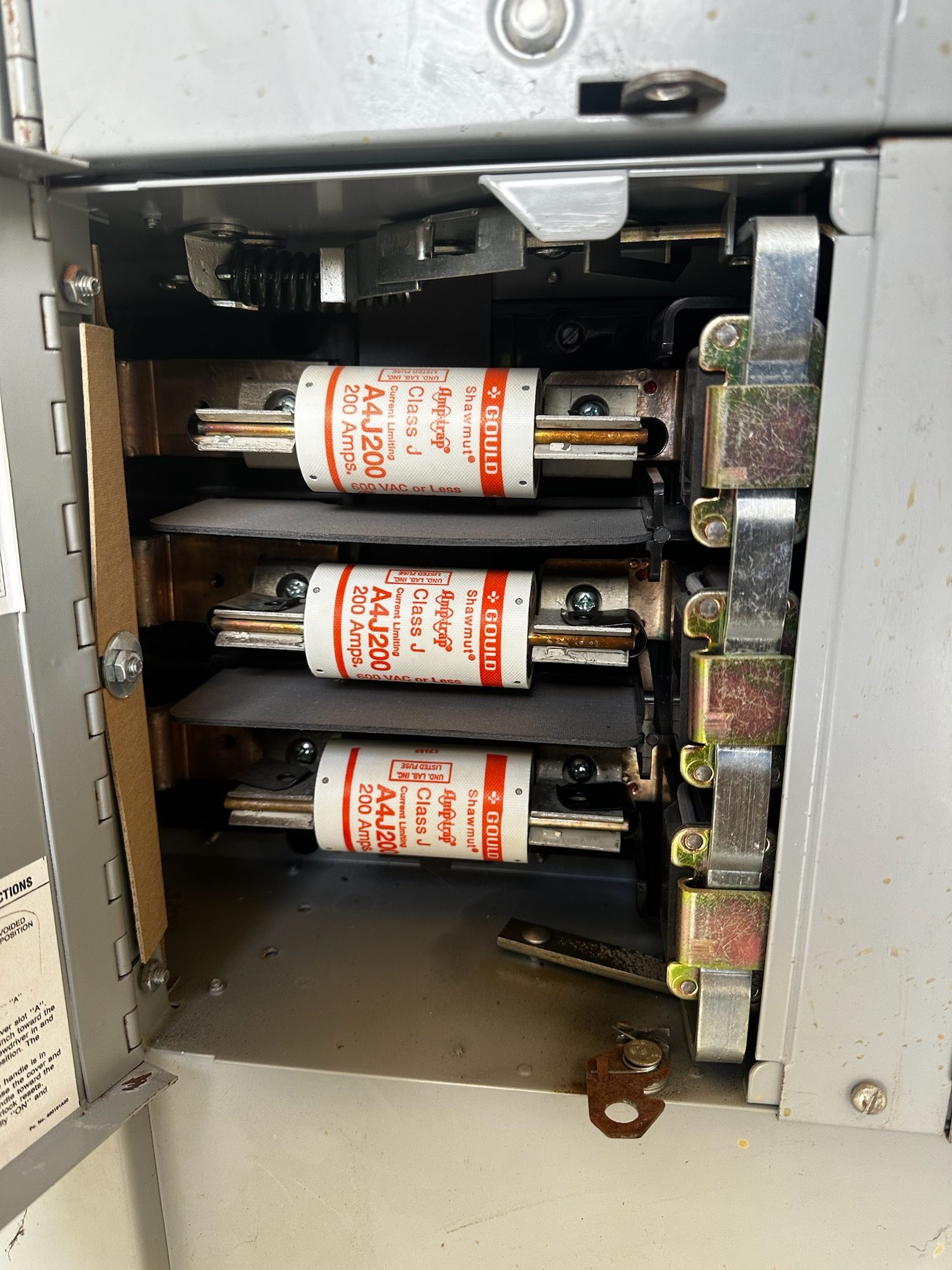 Class J 200A fuses in a service disconnect